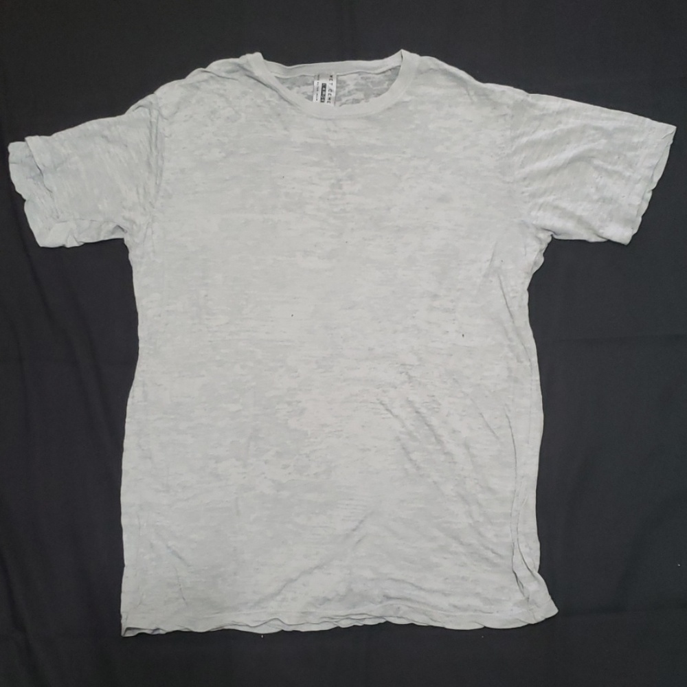 Thin and Breathable T